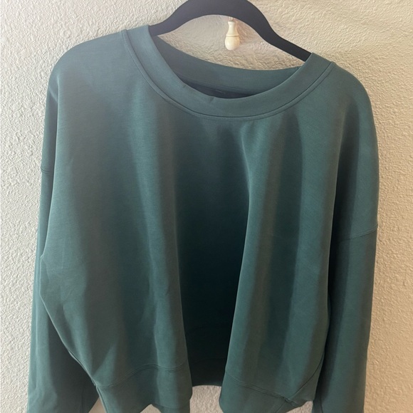 Lululemon Perfectly Oversized Cropped Crew *Softstreme* - Picture 2 of 5